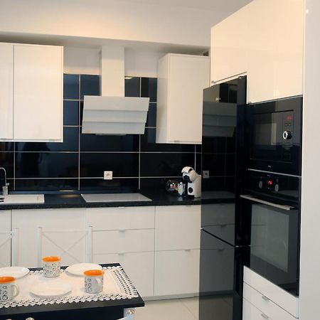 Apartamenty Uniejow "Prywatne Kapiele Termalne" Buitenkant foto